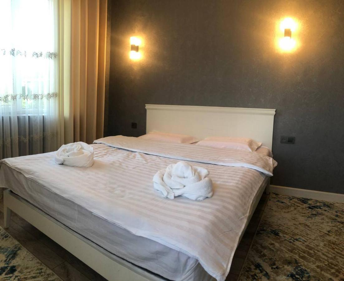 Vavilon Apartamento Karakol Exterior foto