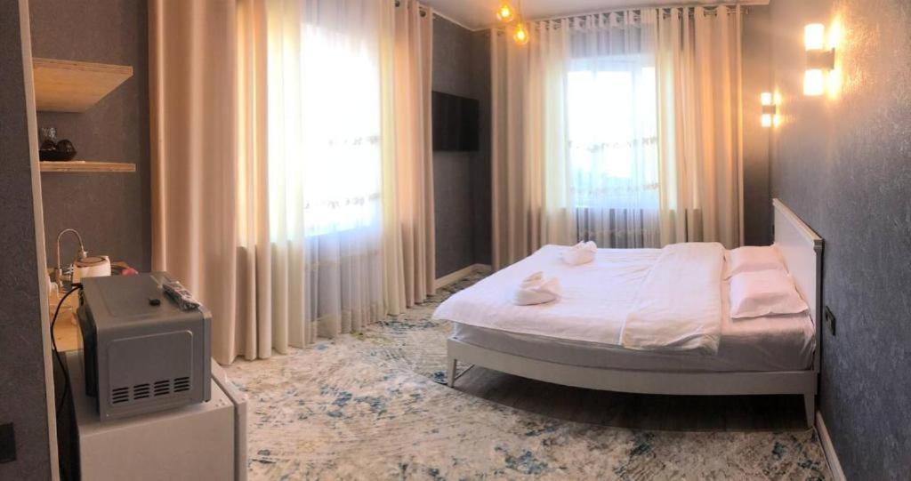 Vavilon Apartamento Karakol Exterior foto