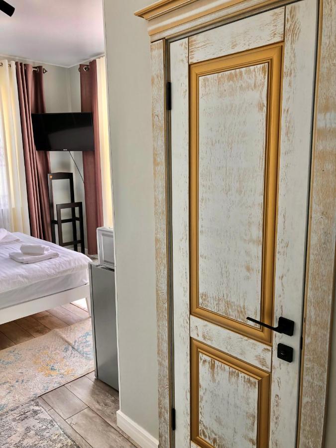 Vavilon Apartamento Karakol Exterior foto