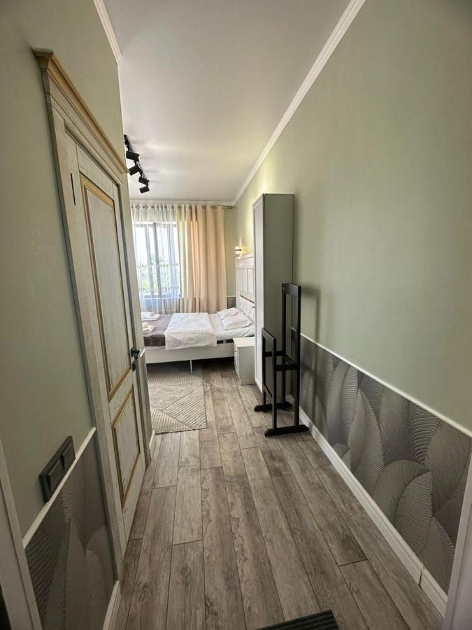 Vavilon Apartamento Karakol Exterior foto