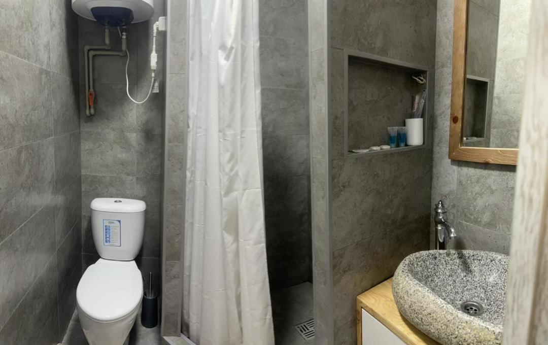 Vavilon Apartamento Karakol Exterior foto