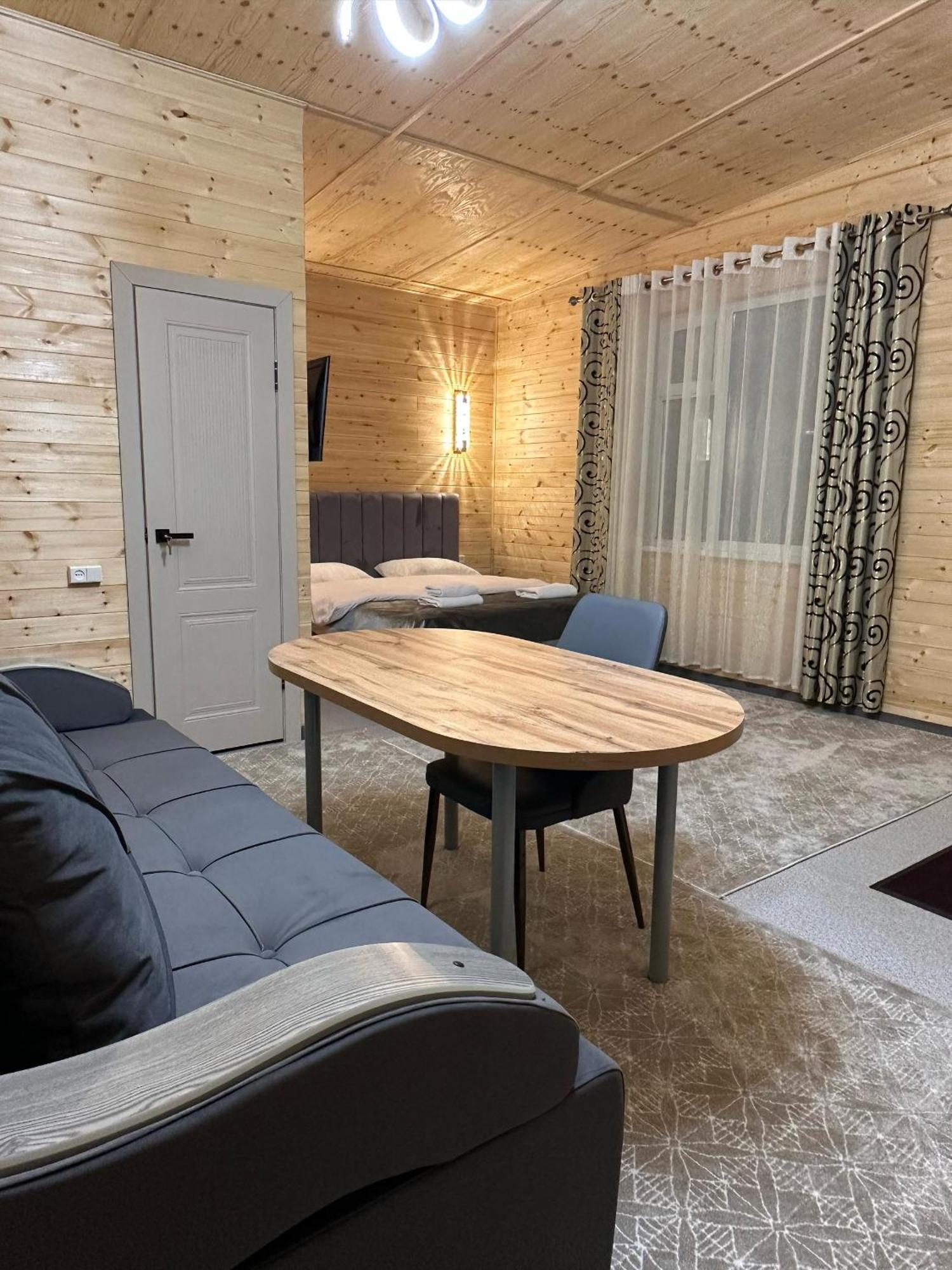 Vavilon Apartamento Karakol Exterior foto